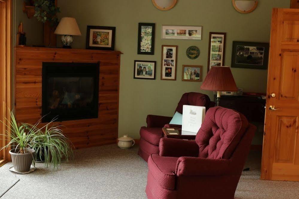 Sunny Rock Bed & Breakfast Minden Extérieur photo
